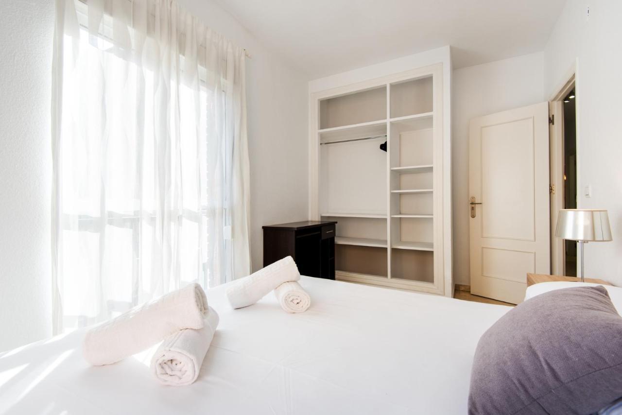 The 1St Corner Central Apartments Málaga Extérieur photo